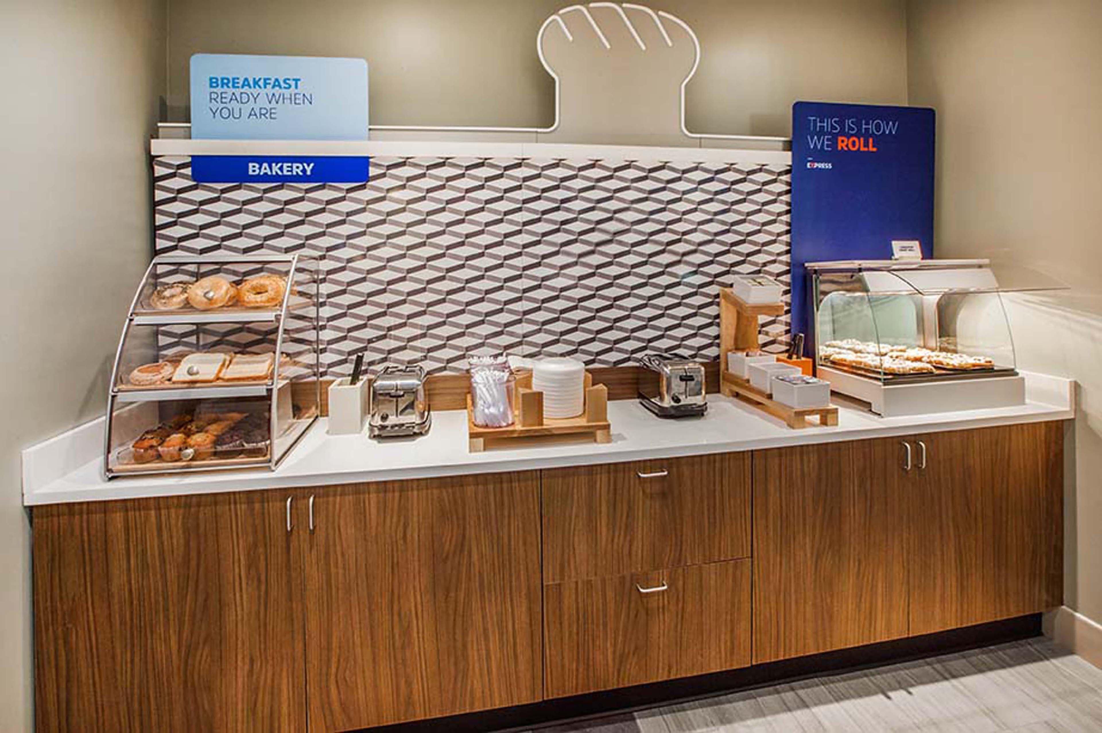 Holiday Inn Express Santa Rosa By Ihg Εξωτερικό φωτογραφία